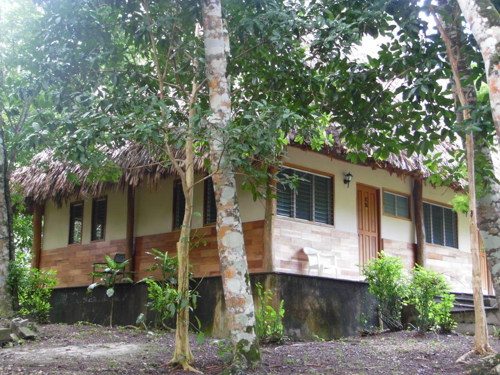 Hotel Jaguar Inn Tikal Habitación foto